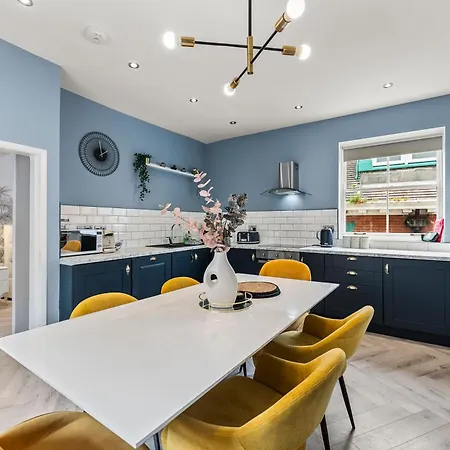 公寓 Newley Refurbished - Stylish 3 Bed Abode In - Sleeps 7